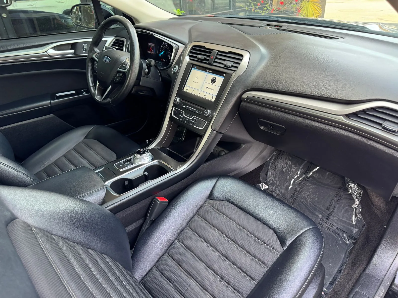 Ford Fusion photo 22