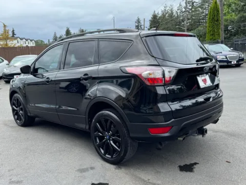 More photos of 2017 Ford Escape Titanium at 9999 Auto Center, WA