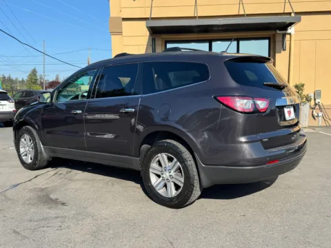 More photos of 2015 Chevrolet Traverse LT at 9999 Auto Center, WA