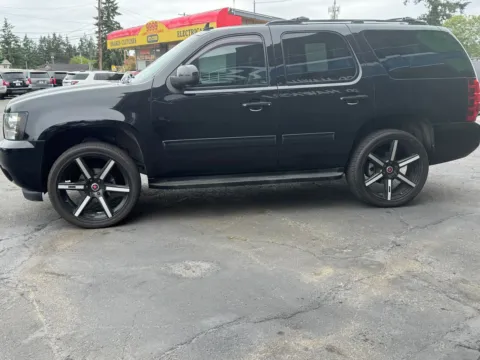 More photos of 2013 Chevrolet Tahoe LT at 9999 Auto Center, WA