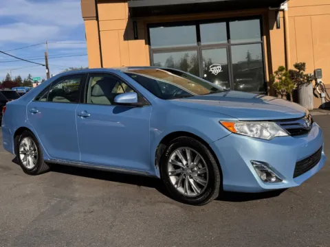 Blue 2013 Toyota Camry SE for sale in Lakewood, WA