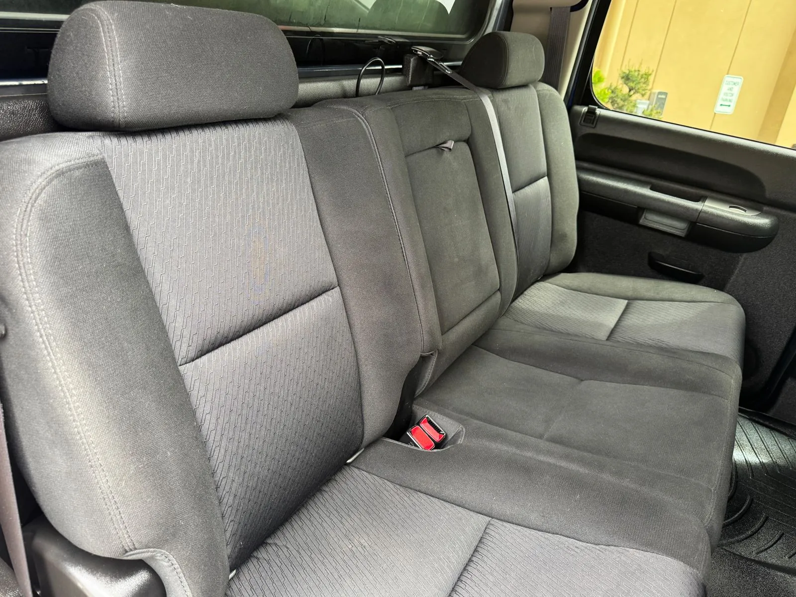 Chevrolet Silverado photo 17
