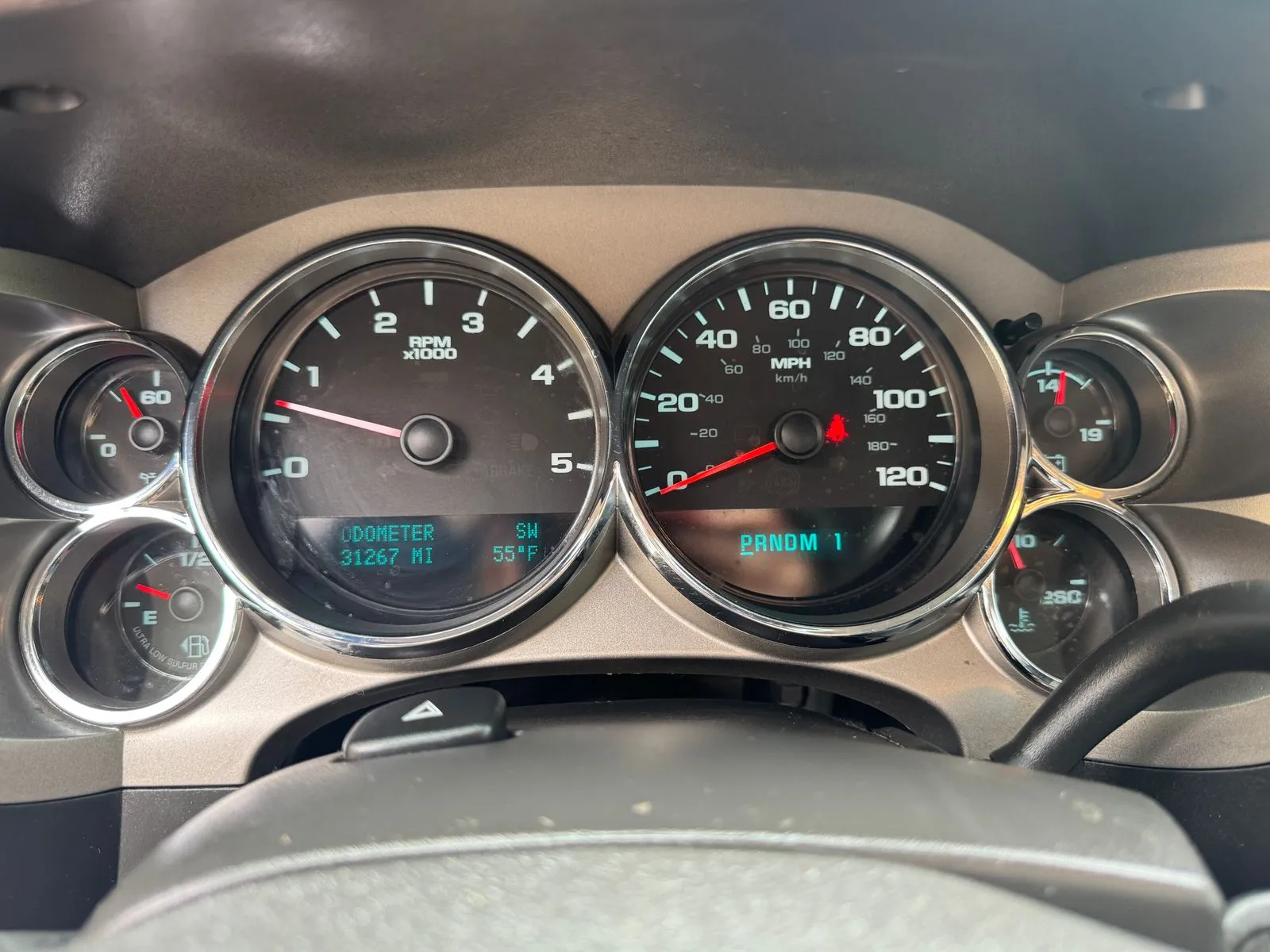 Chevrolet Silverado photo 26