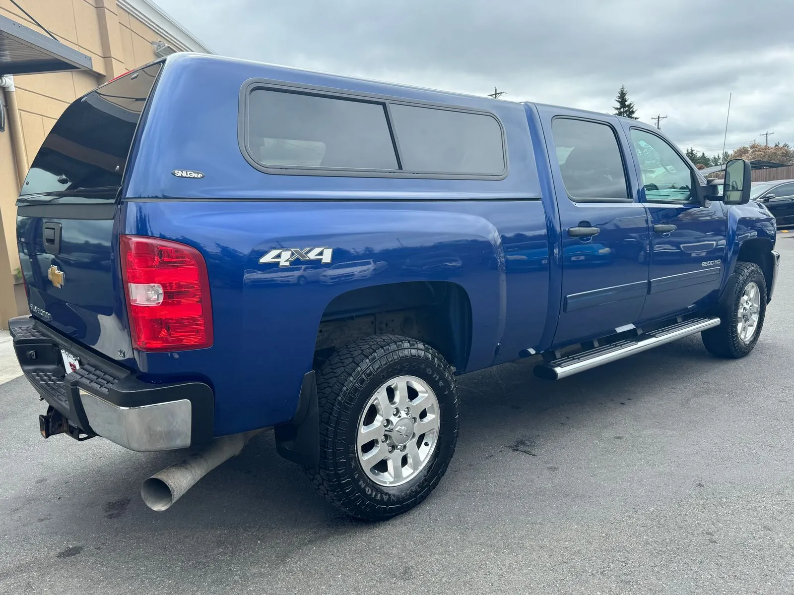 Chevrolet Silverado photo 7