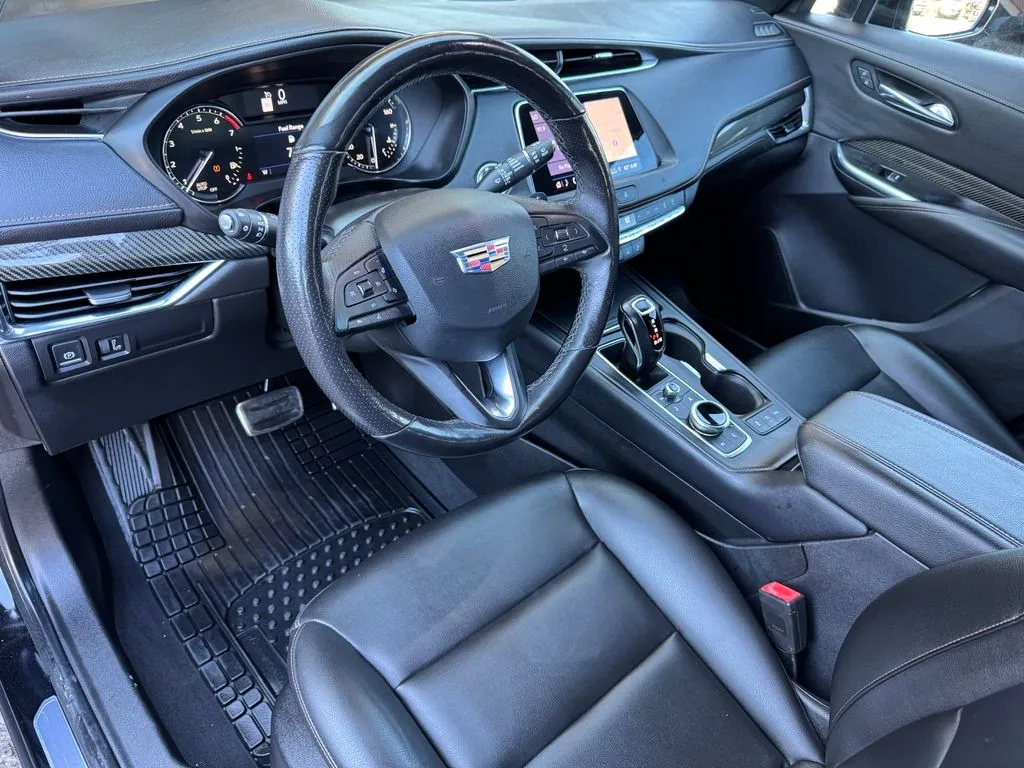 Cadillac XT4 photo 10