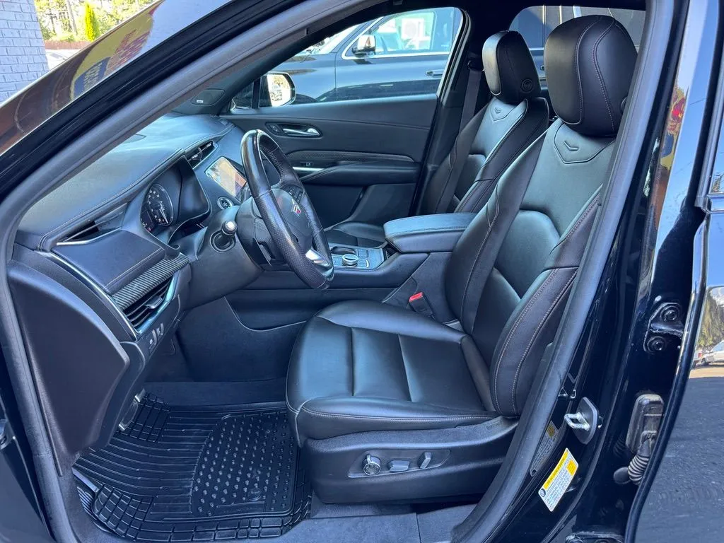Cadillac XT4 photo 9
