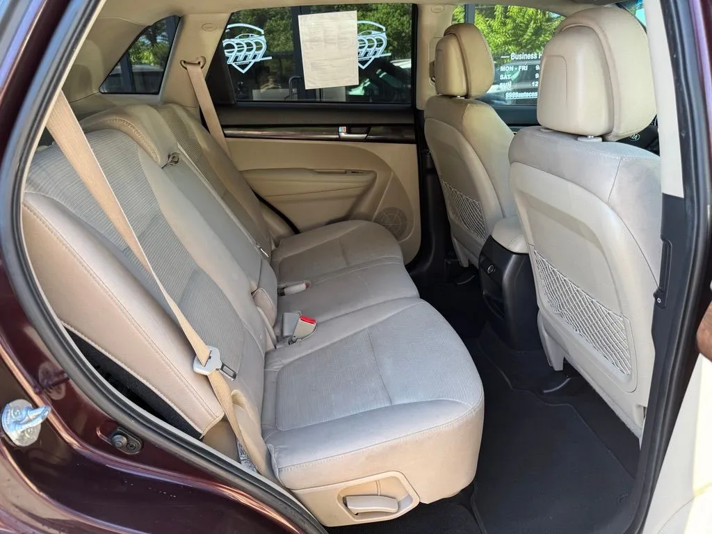 Kia Sorento photo 18