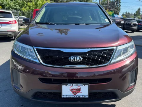 Photos of 2014 Kia Sorento LX for sale in Lakewood, WA at 9999 Auto Center
