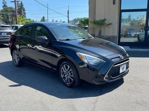 2019 Toyota Yaris LE AT's photo