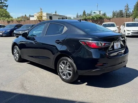 More photos of 2019 Toyota Yaris LE at 9999 Auto Center, WA
