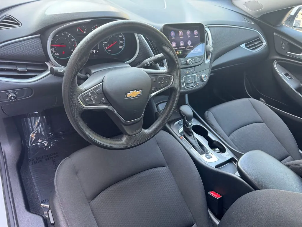 Chevrolet Malibu photo 10