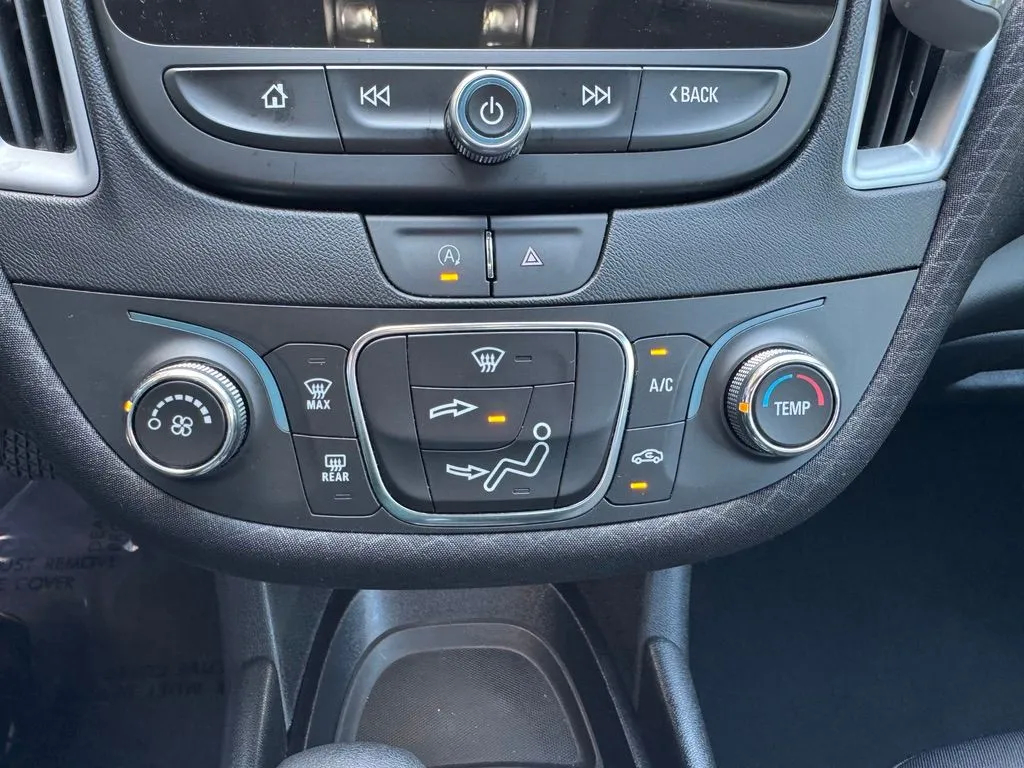 Chevrolet Malibu photo 23