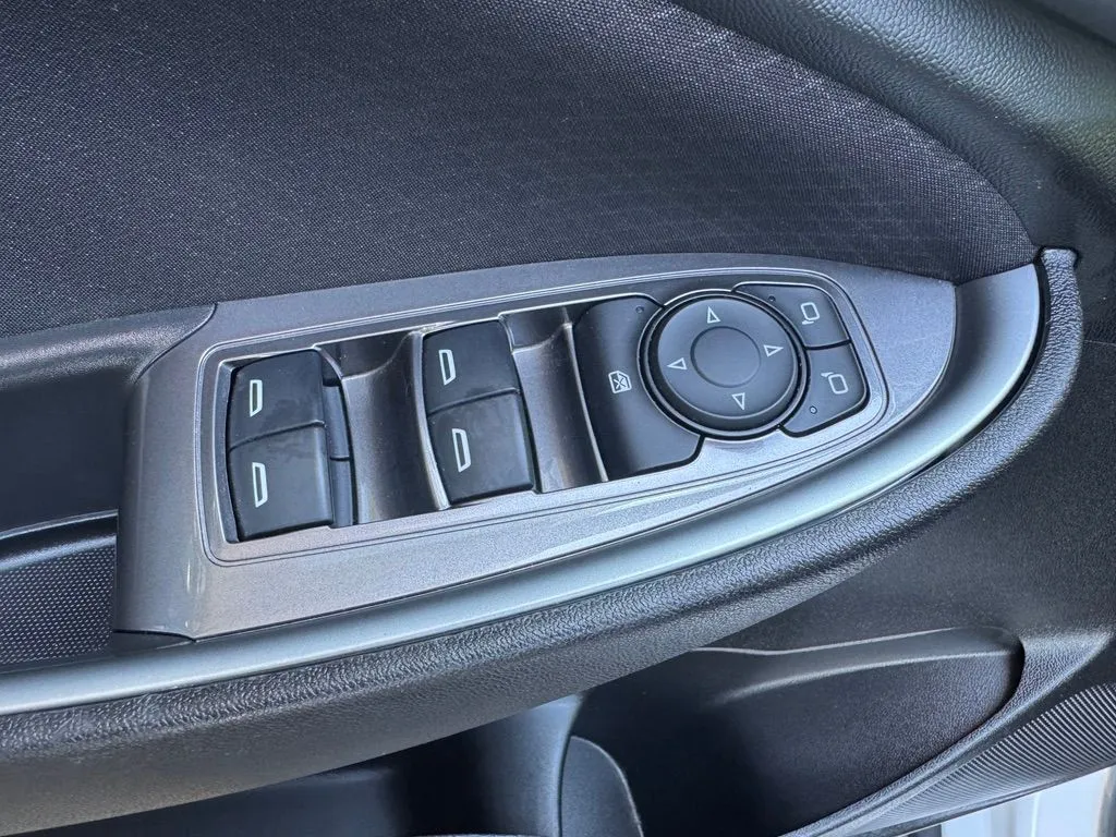 Chevrolet Malibu photo 12