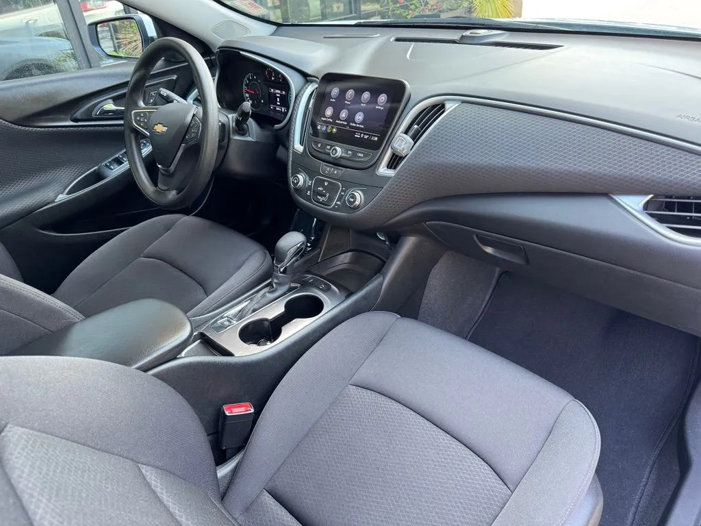 Chevrolet Malibu photo 20