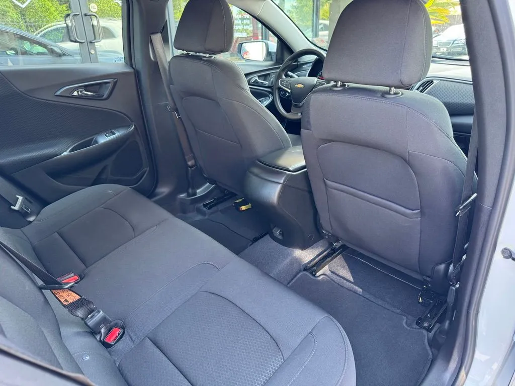 Chevrolet Malibu photo 17
