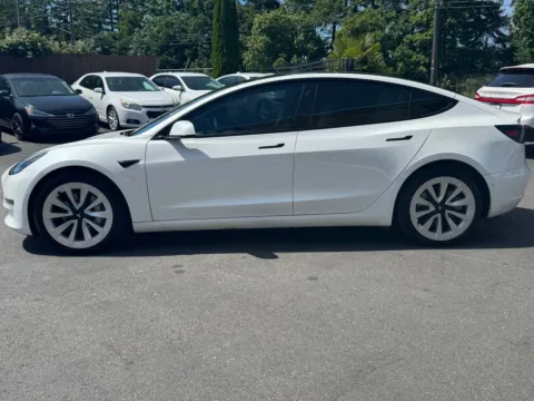 More photos of 2022 Tesla Model 3 Long Range at 9999 Auto Center, WA