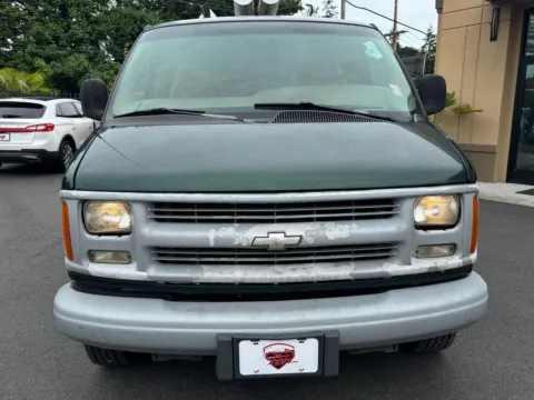 Photos of 2002 Chevrolet Express Van G2500 for sale in Lakewood, WA at 9999 Auto Center