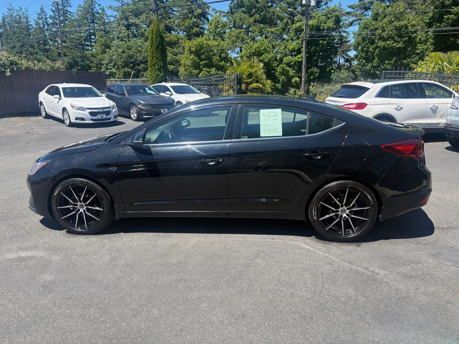 Hyundai Elantra photo 6