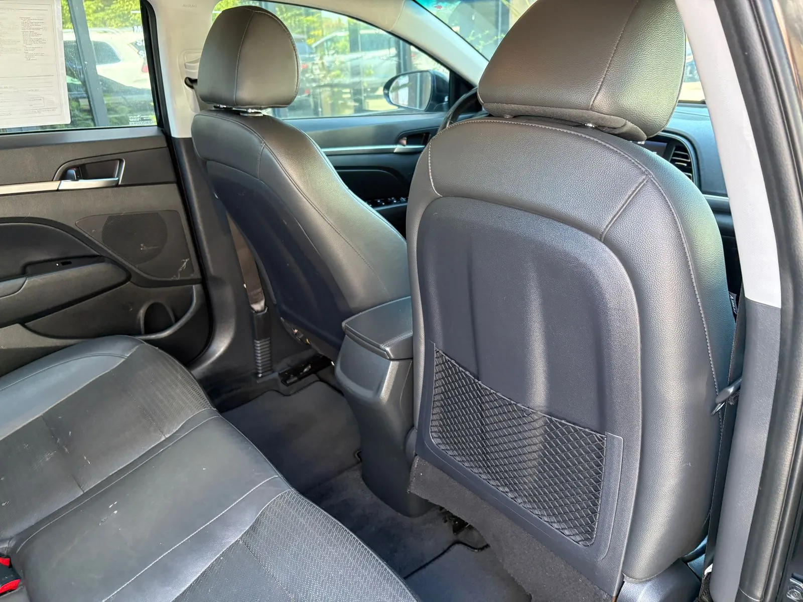 Hyundai Elantra photo 21