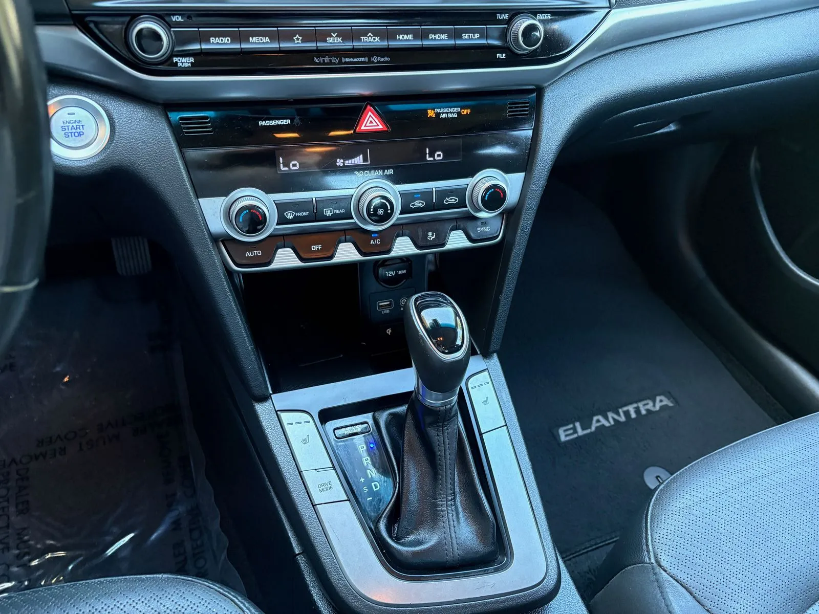 Hyundai Elantra photo 31