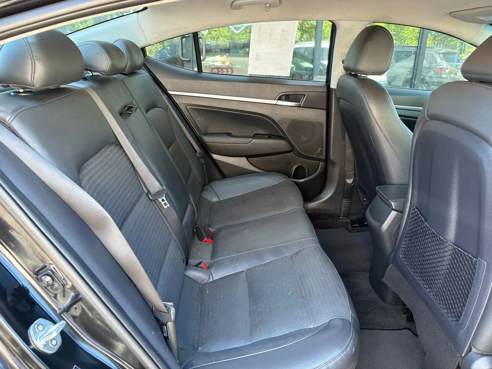 Hyundai Elantra photo 22