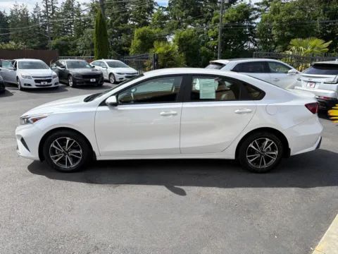 More photos of 2023 Kia Forte LXS at 9999 Auto Center, WA