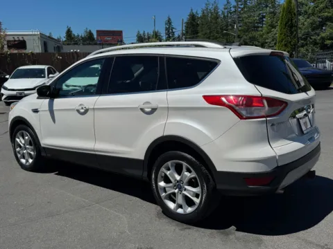 More photos of 2016 Ford Escape Titanium at 9999 Auto Center, WA
