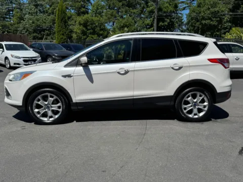 More photos of 2016 Ford Escape Titanium at 9999 Auto Center, WA