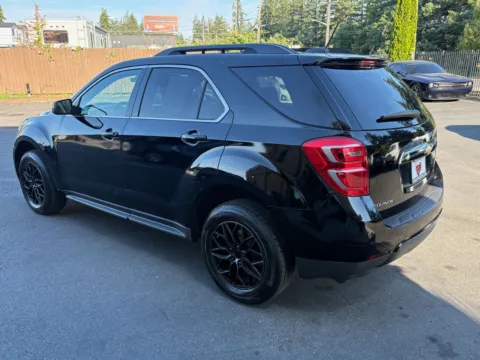 More photos of 2017 Chevrolet Equinox LT at 9999 Auto Center, WA