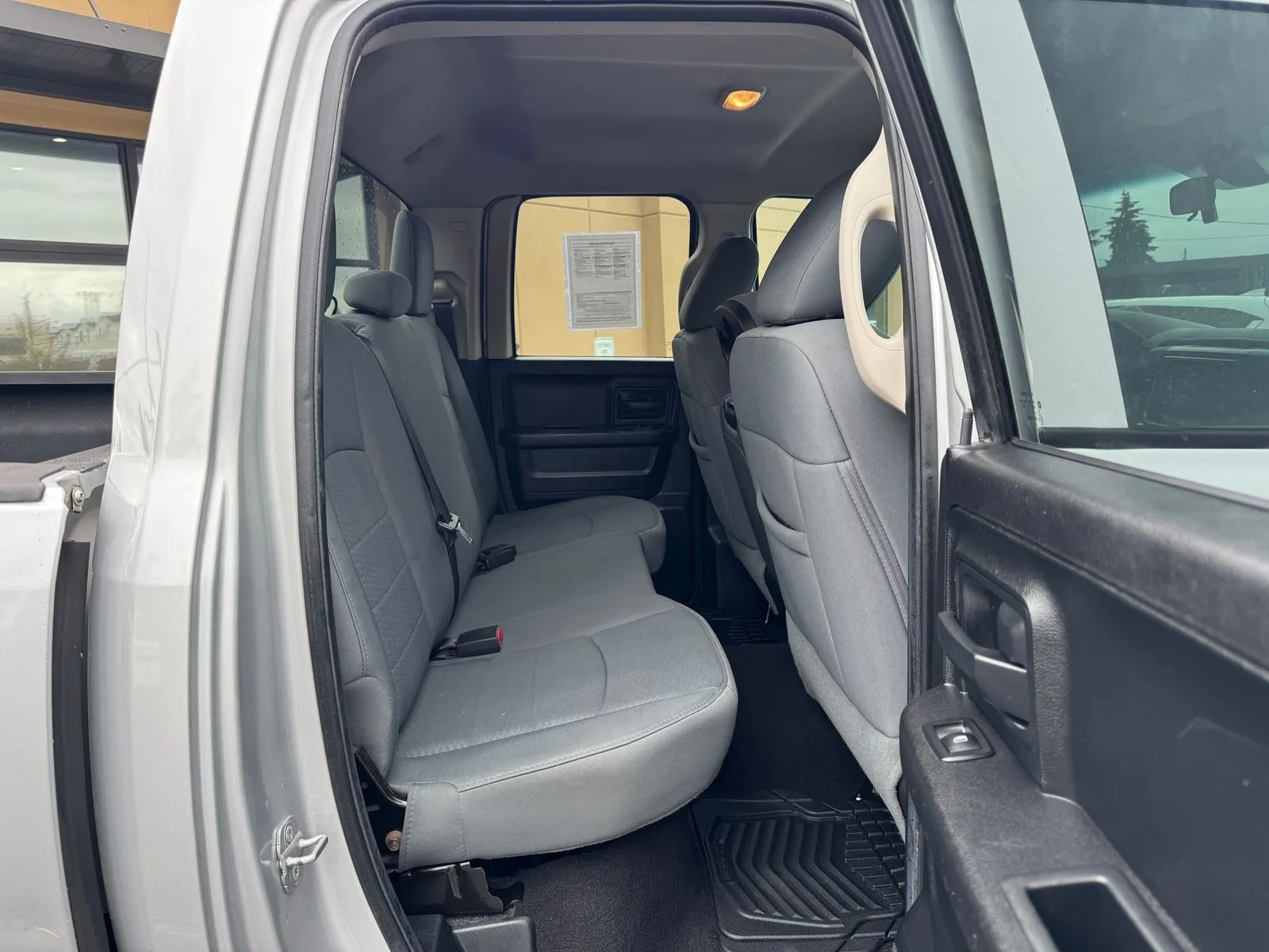 Ram 1500 photo 18