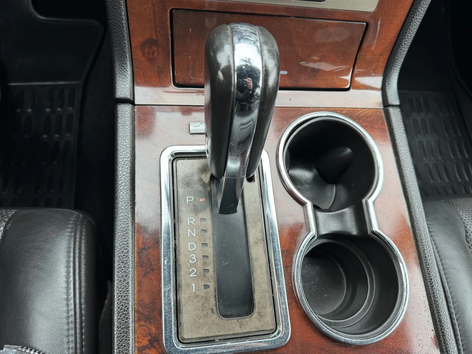 Lincoln Navigator L photo 28