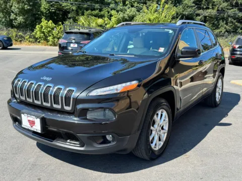 Another view of 2015 Jeep Cherokee Latitude for sale in Lakewood, WA at 9999 Auto Center