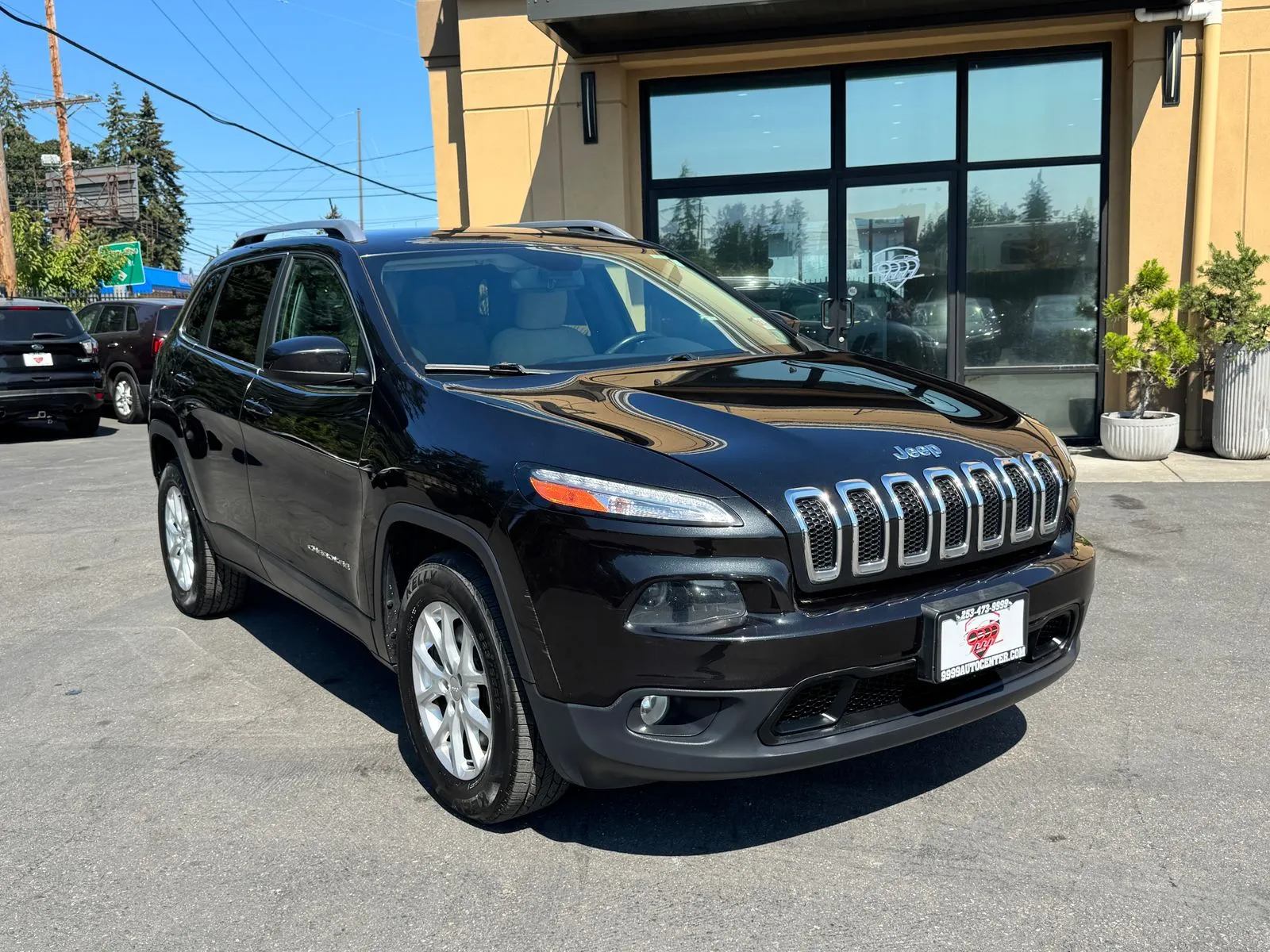 Black 2015 Jeep Cherokee Latitude for sale in Lakewood, WA