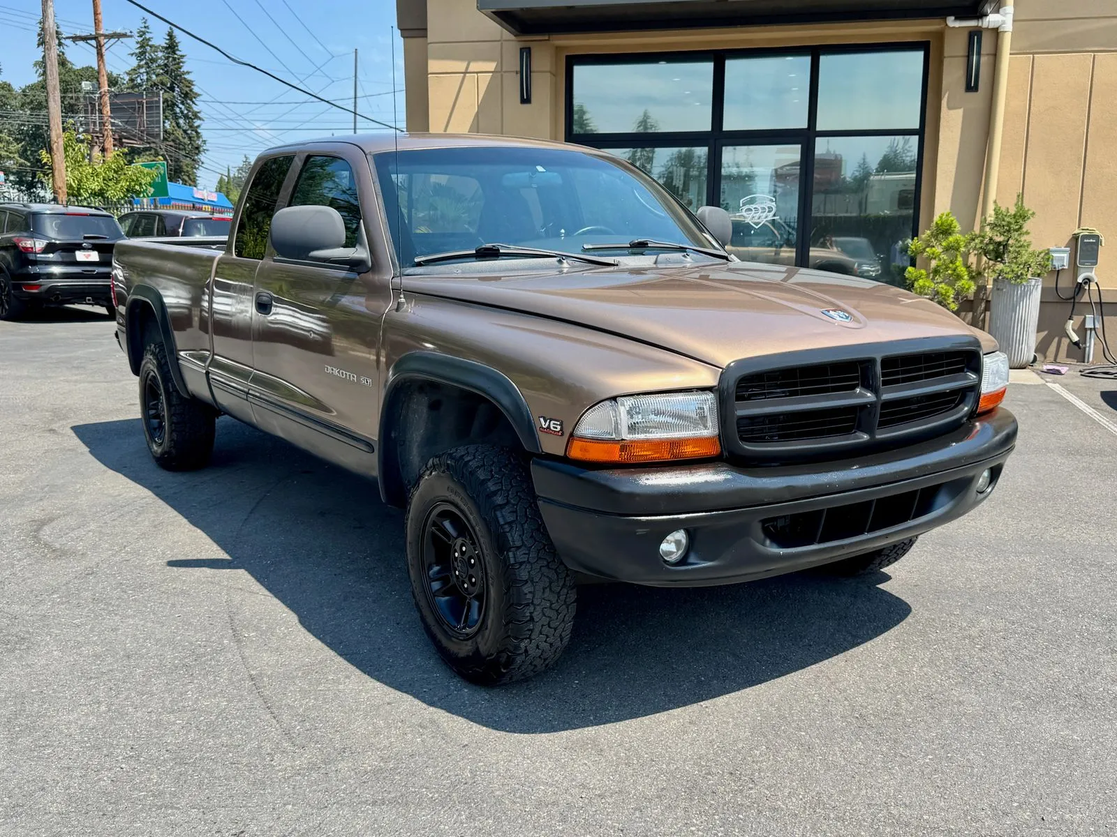 Brown 2000 Dodge Dakota SLT for sale in Lakewood, WA