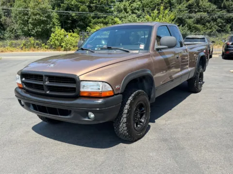 Another view of 2000 Dodge Dakota SLT for sale in Lakewood, WA at 9999 Auto Center