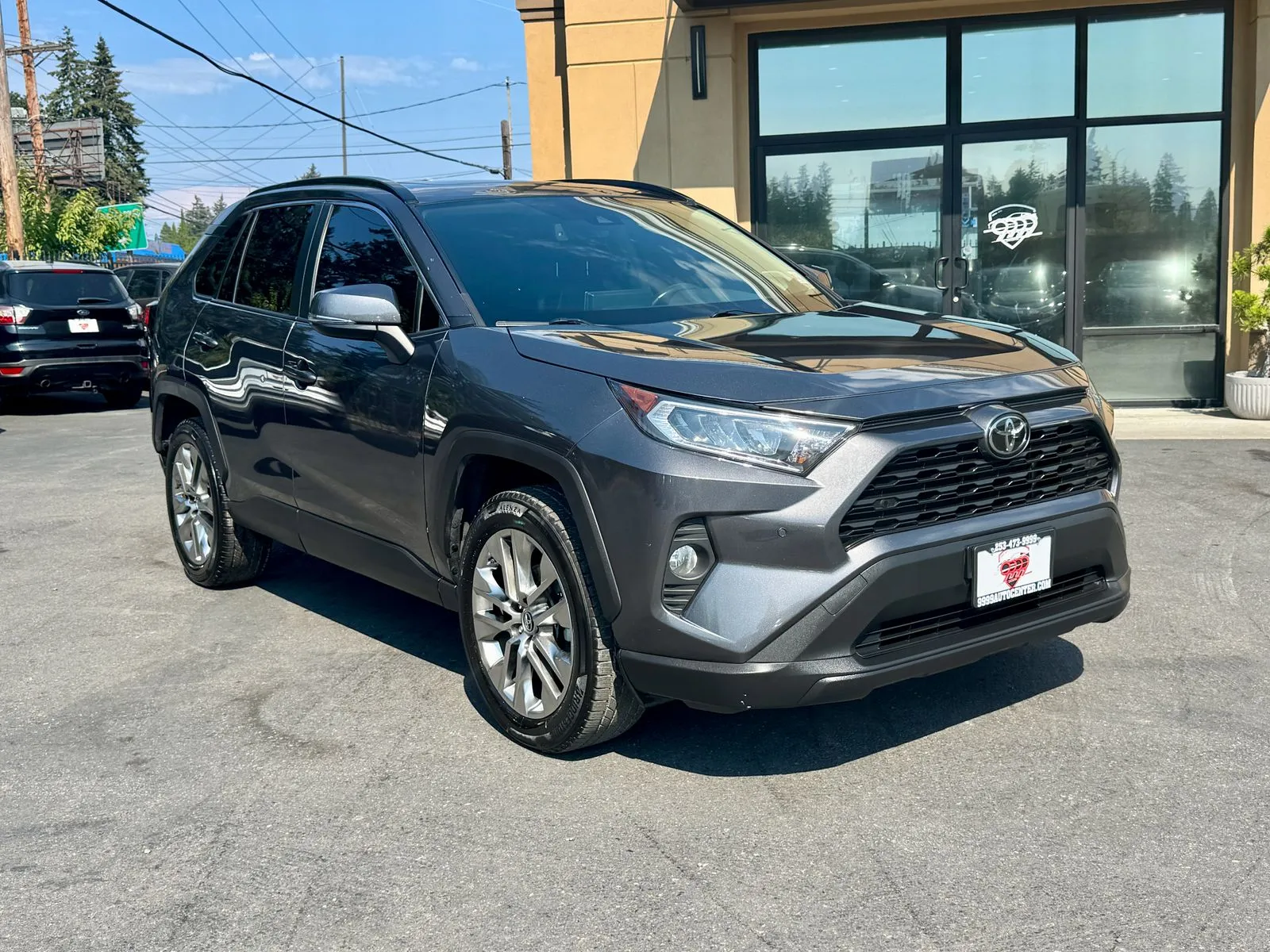Gray 2019 Toyota RAV4 XLE Premium for sale in Lakewood, WA