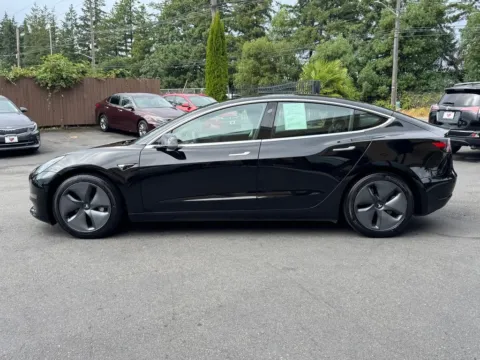 More photos of 2020 Tesla Model 3 Standard Range Plus at 9999 Auto Center, WA