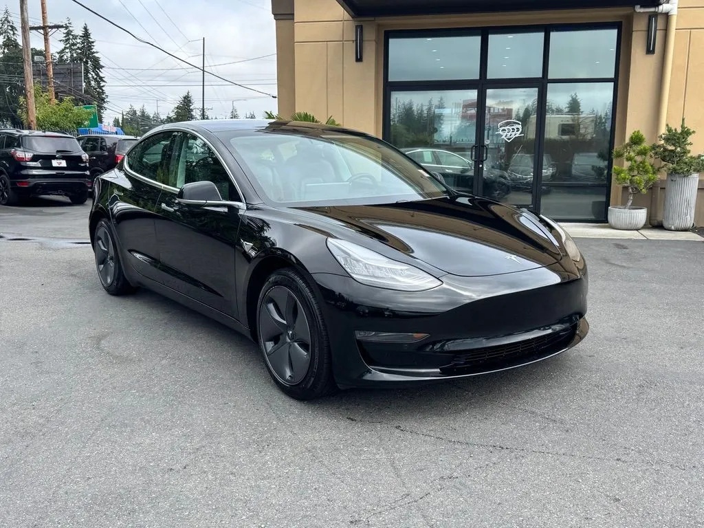 Black 2020 Tesla Model 3 Standard Range Plus for sale in Lakewood, WA