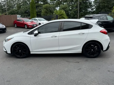 More photos of 2017 Chevrolet Cruze LT at 9999 Auto Center, WA