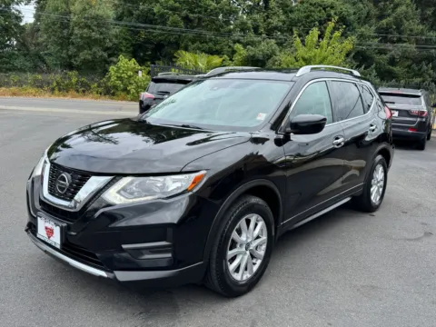 Another view of 2019 Nissan Rogue SV for sale in Lakewood, WA at 9999 Auto Center