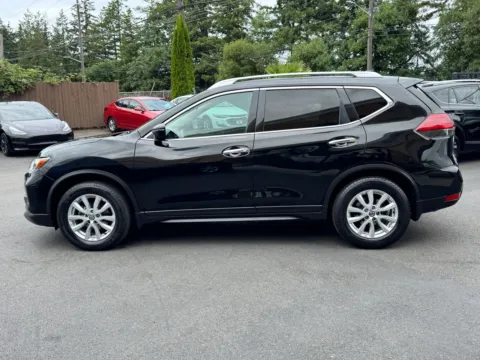 More photos of 2019 Nissan Rogue SV at 9999 Auto Center, WA