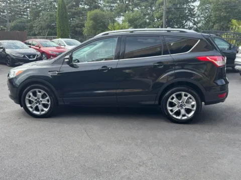 More photos of 2015 Ford Escape Titanium at 9999 Auto Center, WA