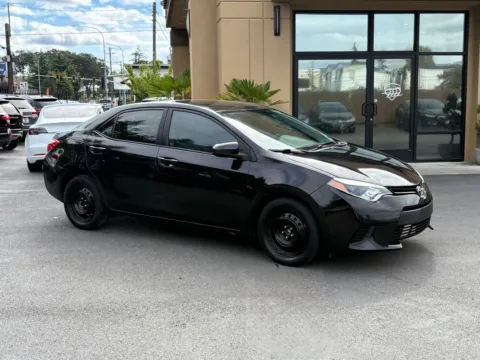 Black 2016 Toyota Corolla LE for sale in Lakewood, WA