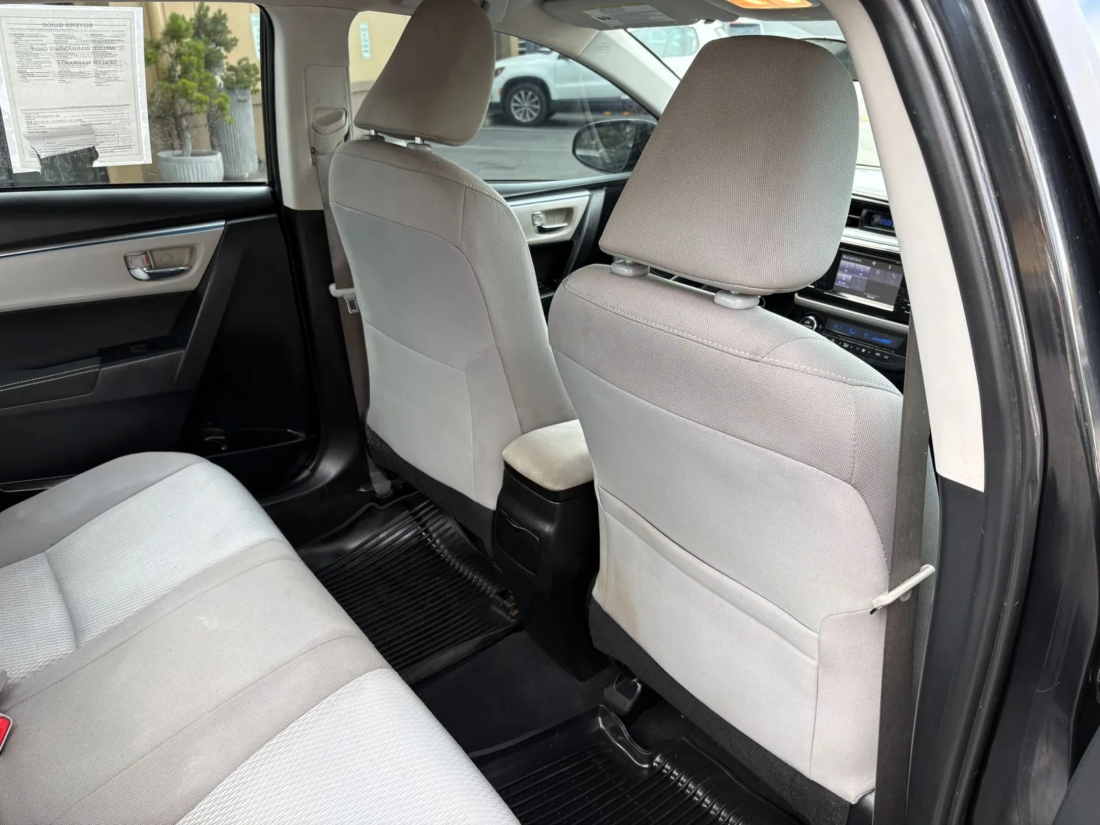 Toyota Corolla photo 18