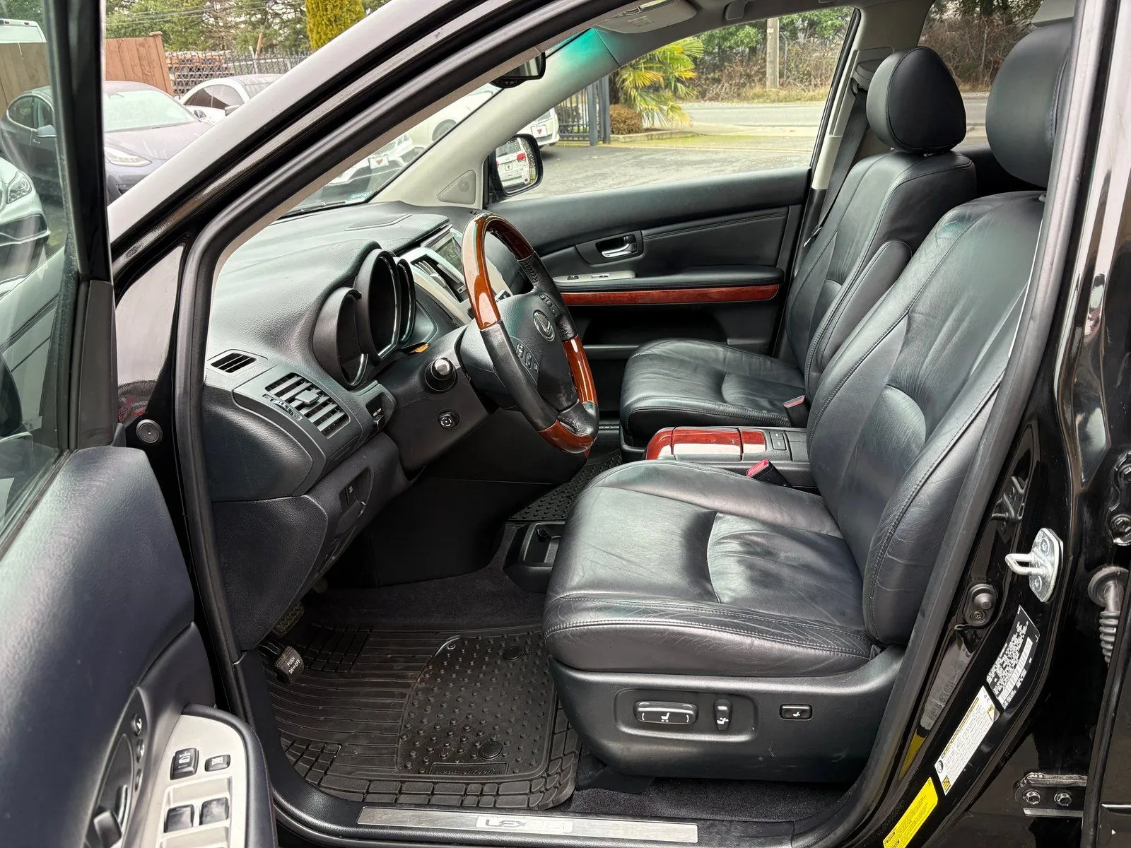Lexus RX photo 9