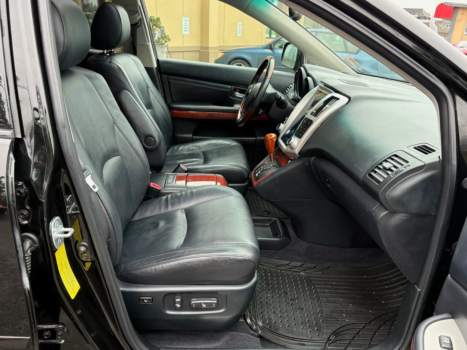 Lexus RX photo 31