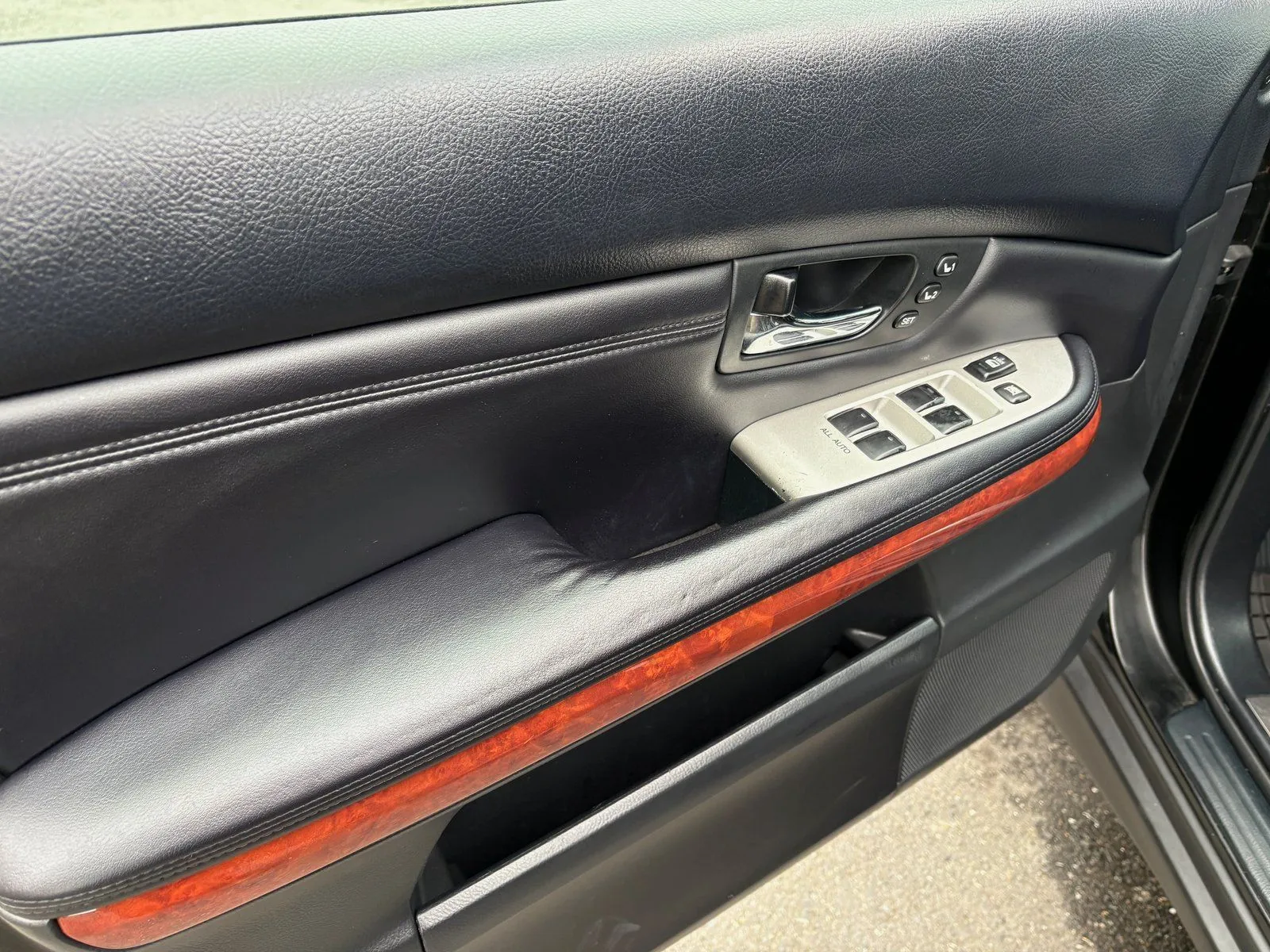 Lexus RX photo 16