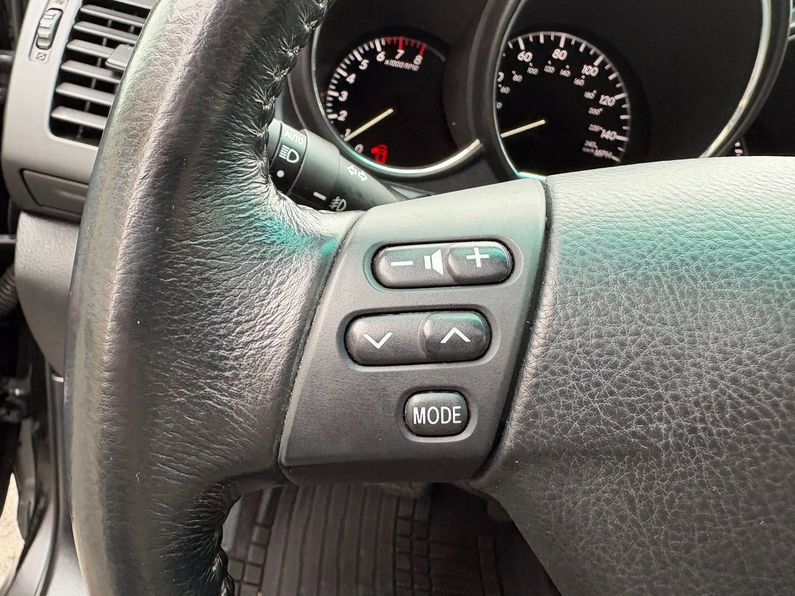 Lexus RX photo 42