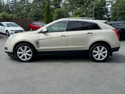 More photos of 2016 Cadillac SRX Performance at 9999 Auto Center, WA