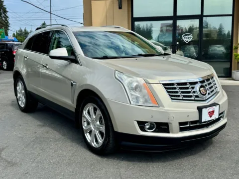 Silver 2016 Cadillac SRX Performance for sale in Lakewood, WA